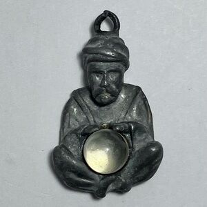 1940s SWAMI WITH CRYSTAL BALL Pewter Pendant / Rare THIEF OF BAGDAD Style Charm
